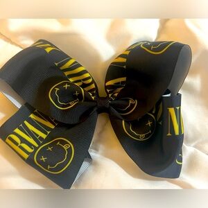 Rare!!!!!!6inch nirvana hair bow